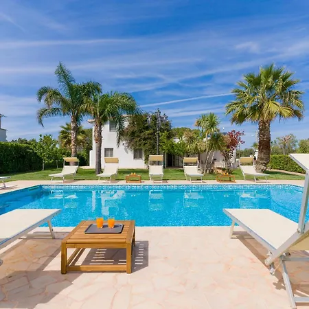 Apulia Shanti House Con Piscina